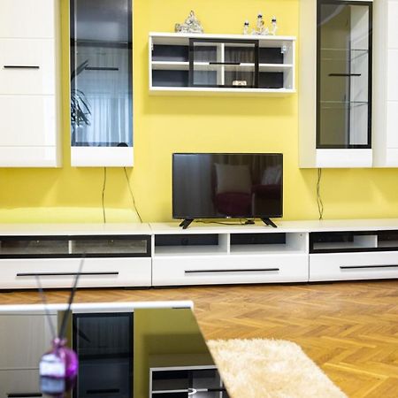 C Central Apartament Drobeta Turnu Severin Exterior foto